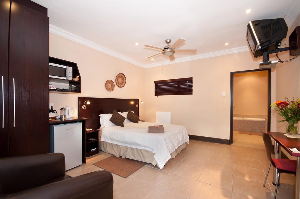 Africa Beach B&B Port Elizabeth Eksteriør bilde
