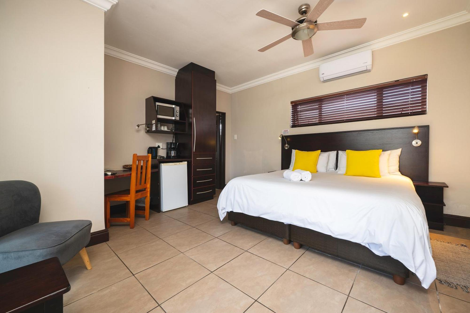 Africa Beach B&B Port Elizabeth Eksteriør bilde